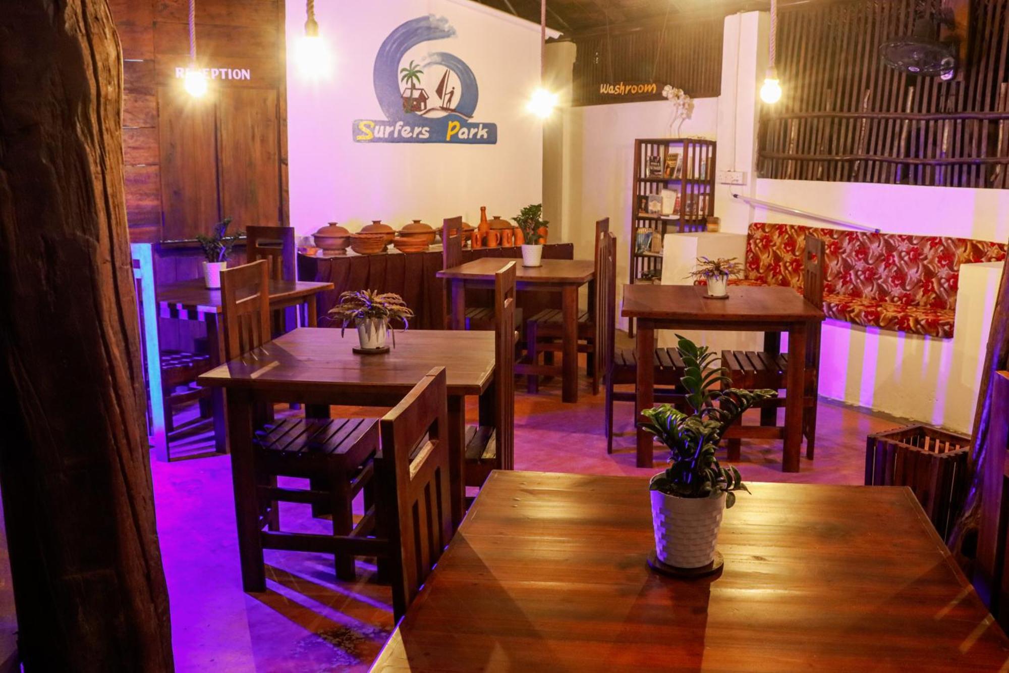 Bed and Breakfast Surfers Park Arugambay Аругам Экстерьер фото