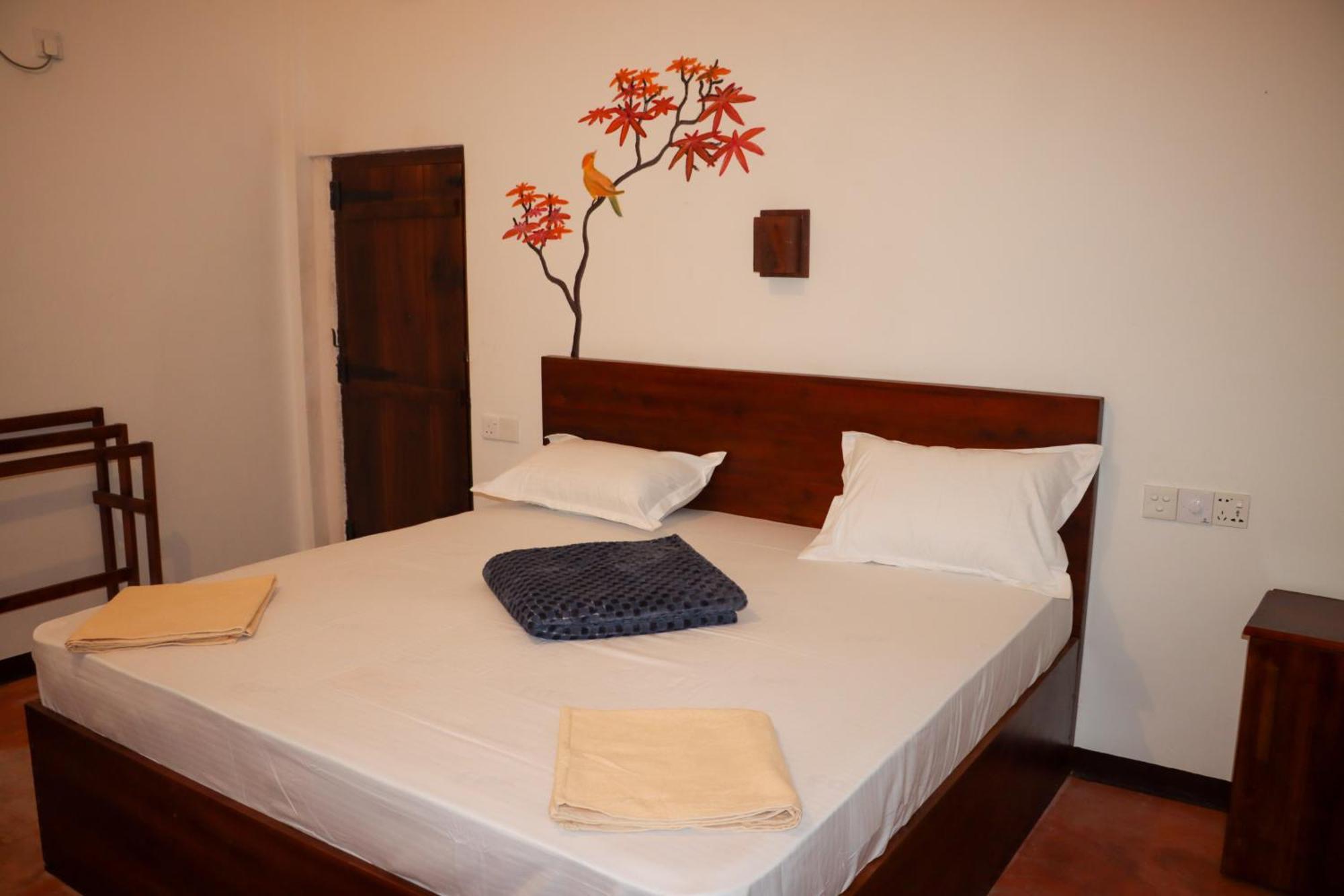 Bed and Breakfast Surfers Park Arugambay Аругам Экстерьер фото